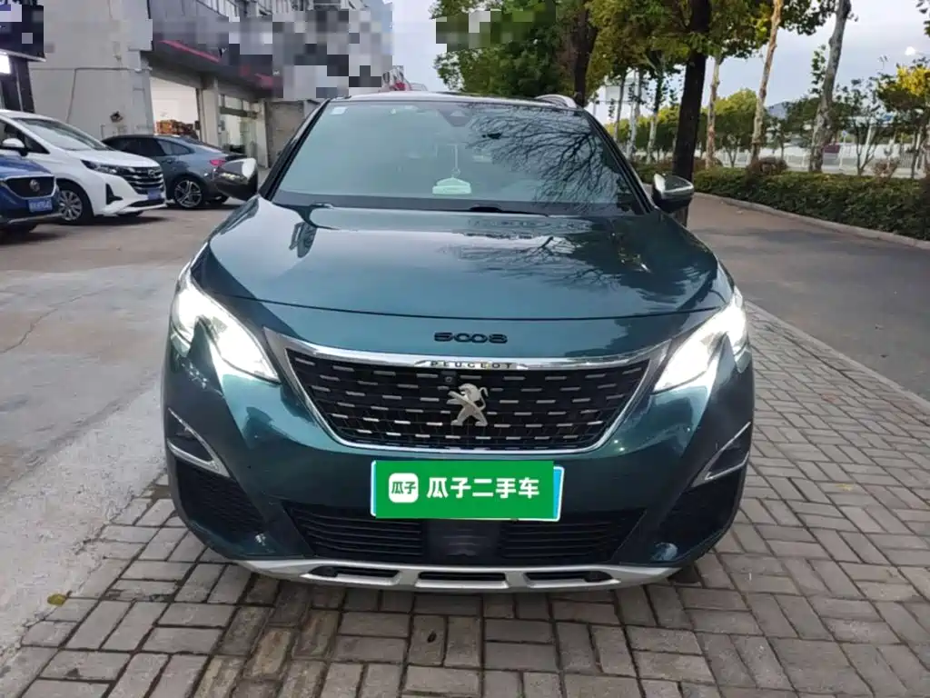 Peugeot 5008 — миниатюра 3