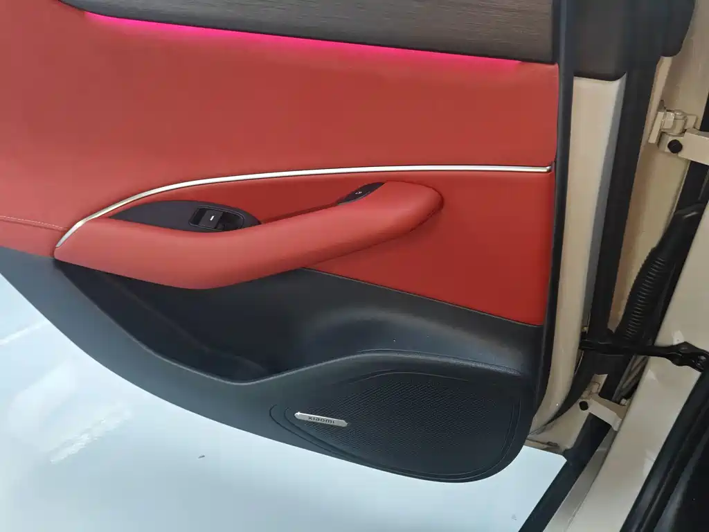 Xiaomi SU7 — миниатюра 18