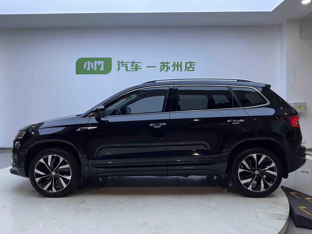 Skoda Karoq 1.4 л 2024 г. Чёрный, пробег 25000 км