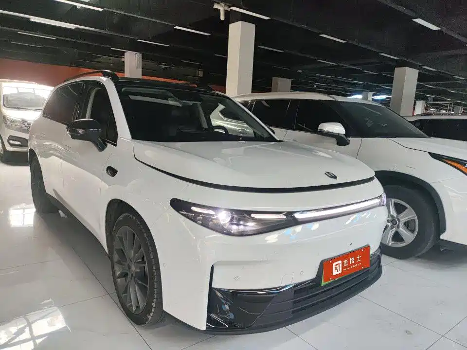 Leapmotor Leapmotor C10 — миниатюра 2