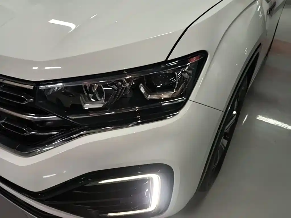 Volkswagen 探岳 GTE — миниатюра 24