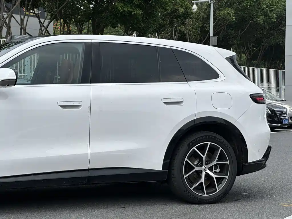 AITO AITO M6 — миниатюра 7