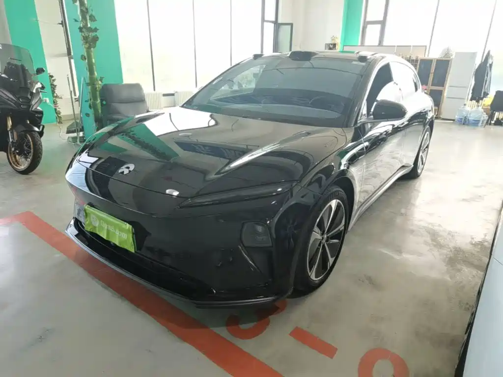NIO ET5T — миниатюра 2