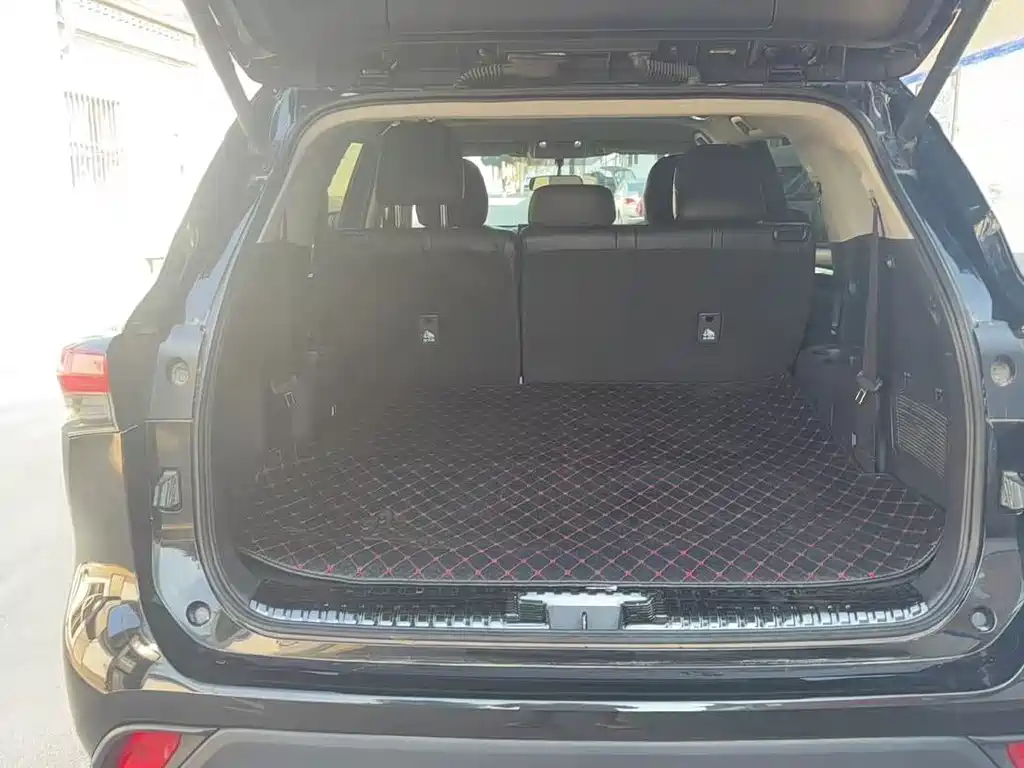 Toyota Highlander — миниатюра 12