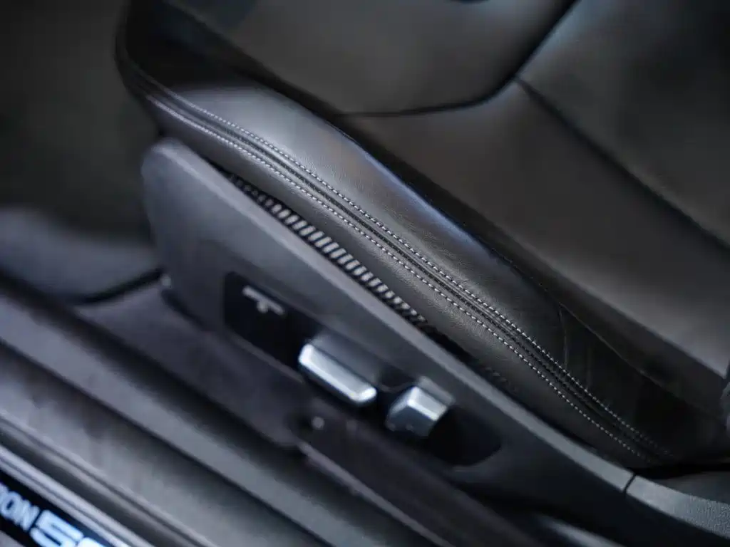 BMW M4 — миниатюра 24