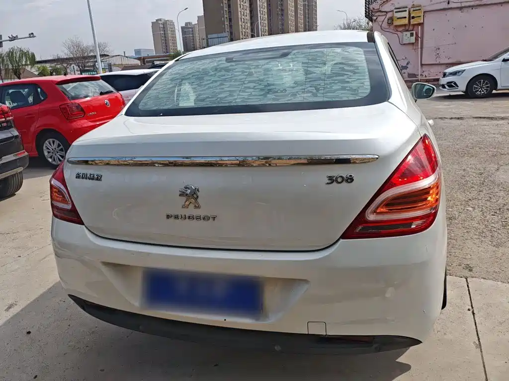 Peugeot 308 — миниатюра 4