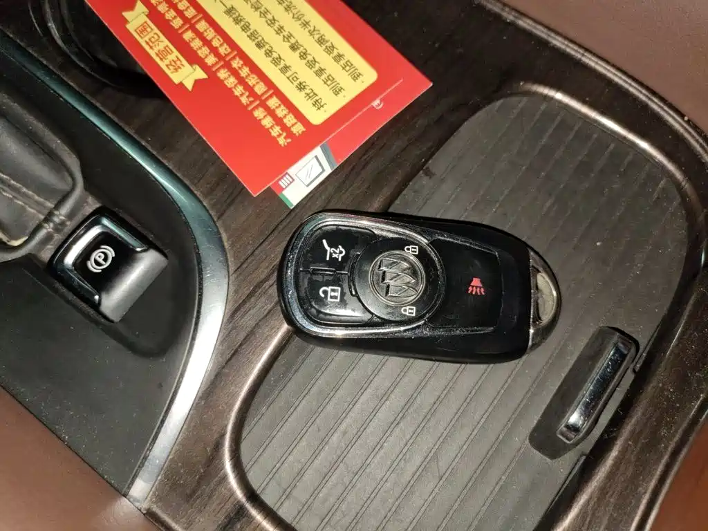 Buick Envision Plus — миниатюра 12