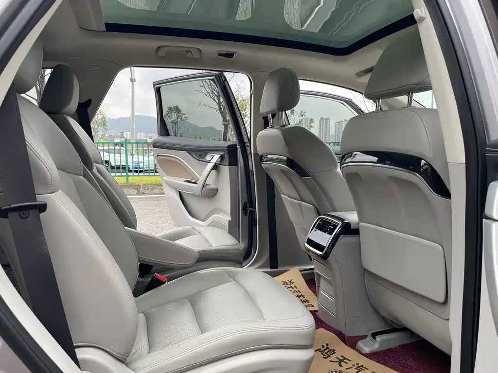 Geely Jia Ji — миниатюра 8