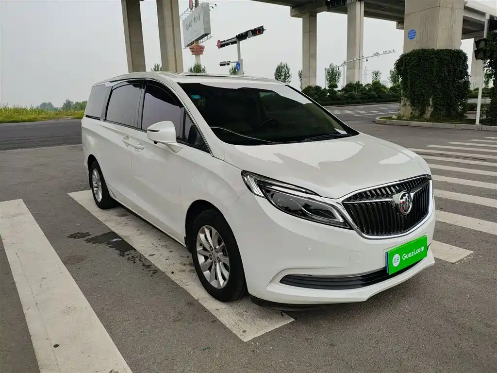 BUICK  GL8