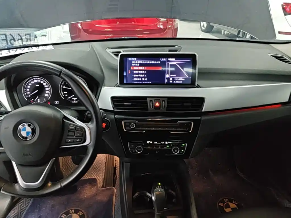BMW X1 — миниатюра 13