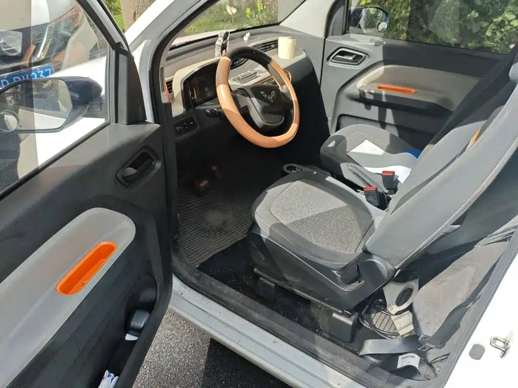 Wuling MINIEV — миниатюра 12