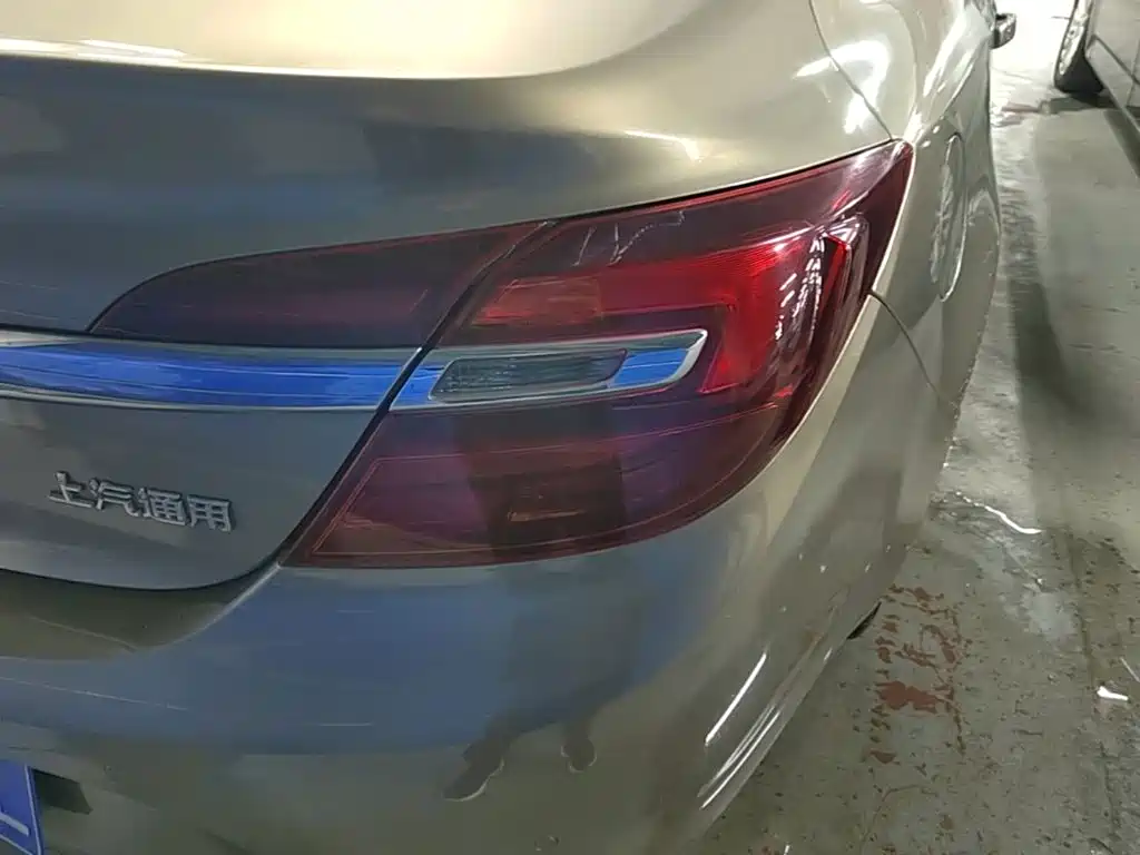 Buick Regal — миниатюра 8