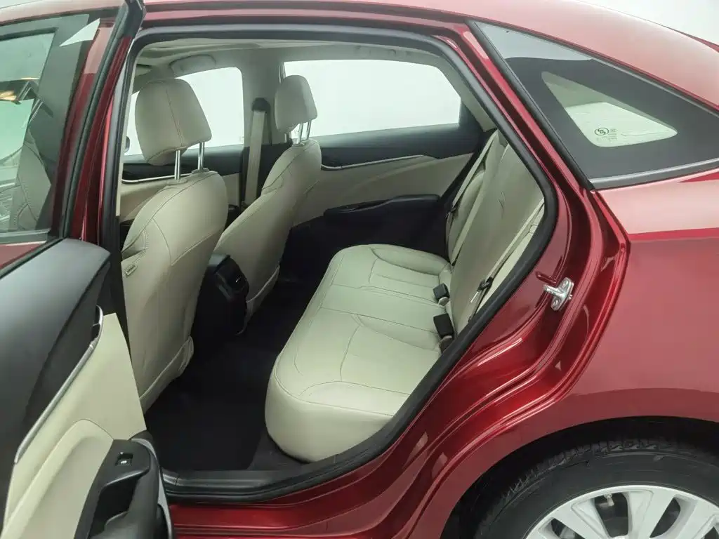 Buick Excelle — миниатюра 15
