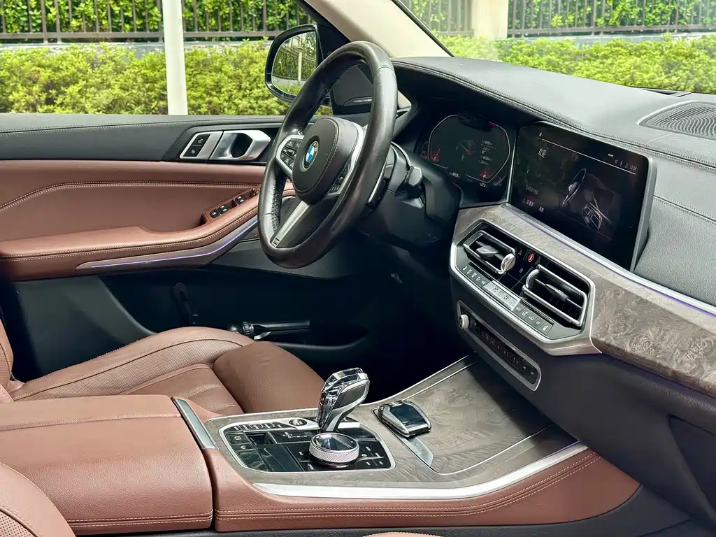 BMW X5 (Import) — миниатюра 11