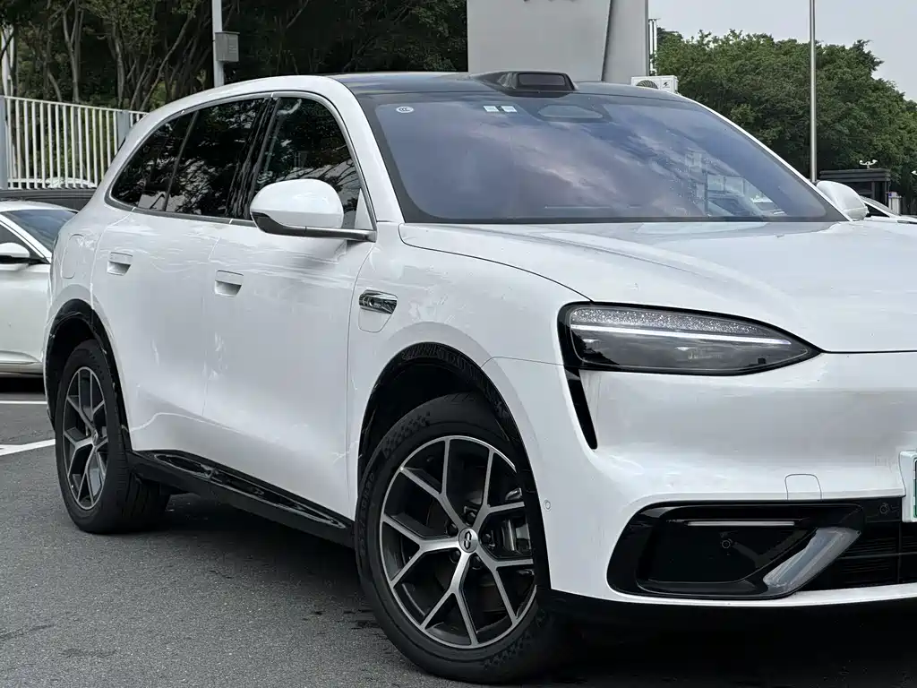 AITO AITO M6 — миниатюра 2