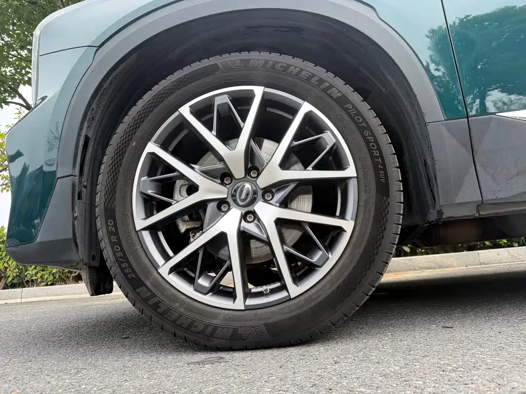 GAC Motor Trumpchi GS8 — миниатюра 23