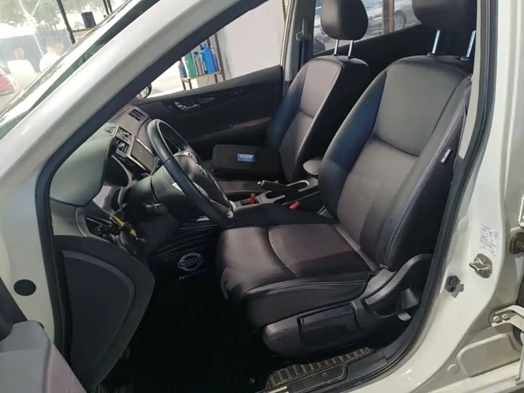 Nissan Tiida — миниатюра 15