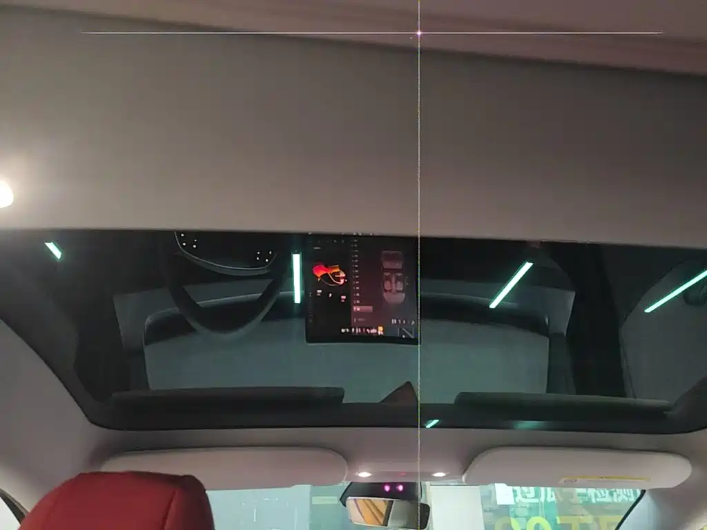 Tesla Model 3 — миниатюра 18