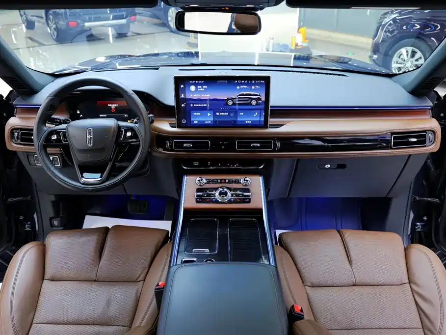 Lincoln Aviator — фотографии объявления, Фото 18