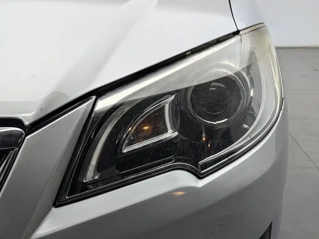 Toyota Corolla — миниатюра 7