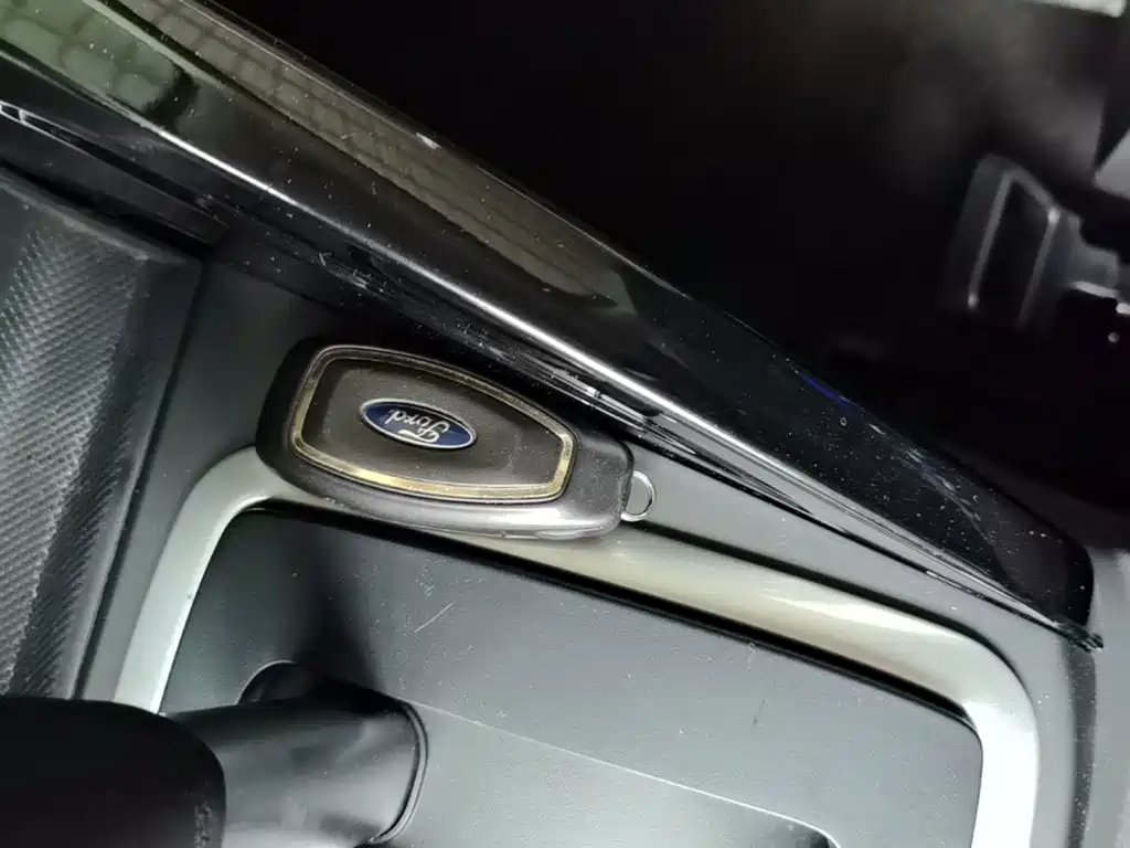 Ford EcoSport 2013 1.5L AT Luxury
