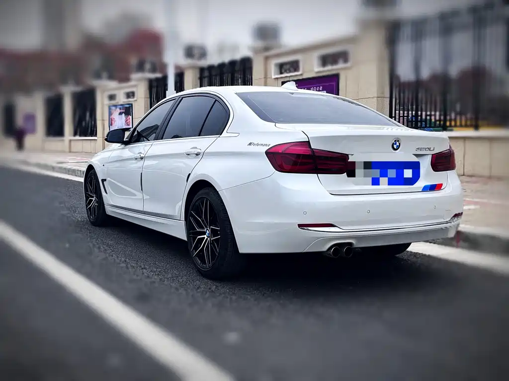 BMW 3 Series — миниатюра 7