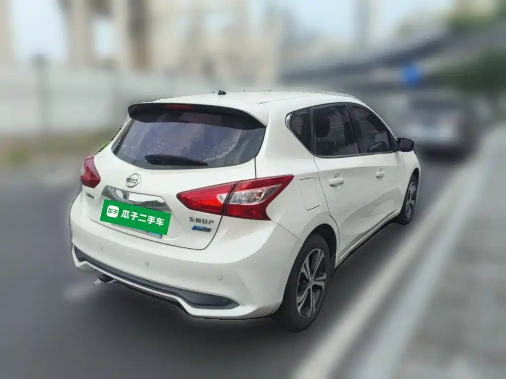 Nissan Tiida — миниатюра 4