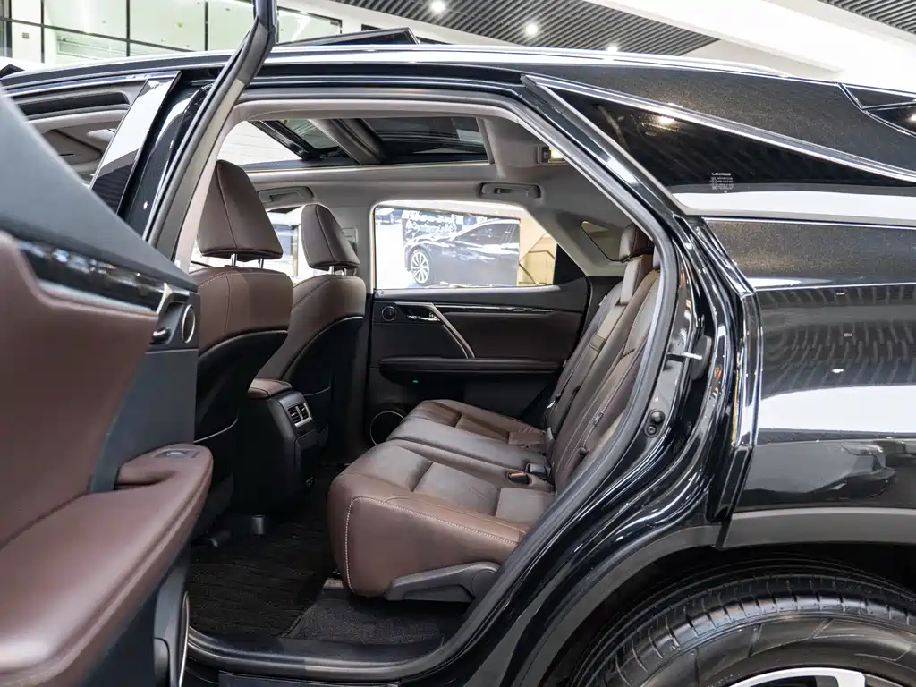 Lexus RX — миниатюра 10