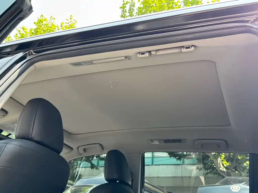 Toyota Highlander 2018 2.0T Luxury 7 мест VI