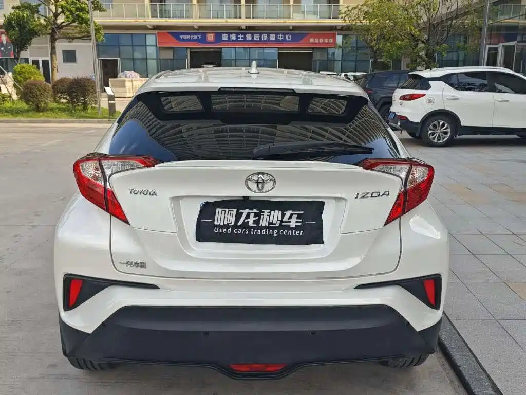 Toyota IZOA — миниатюра 9
