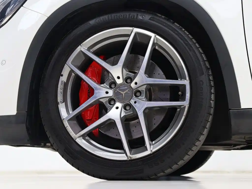 Mercedes-Benz GLA AMG — миниатюра 31