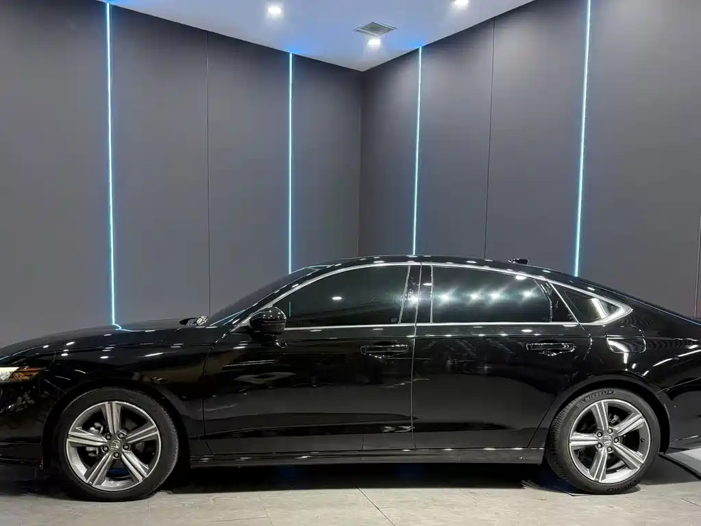 Honda Accord — миниатюра 4