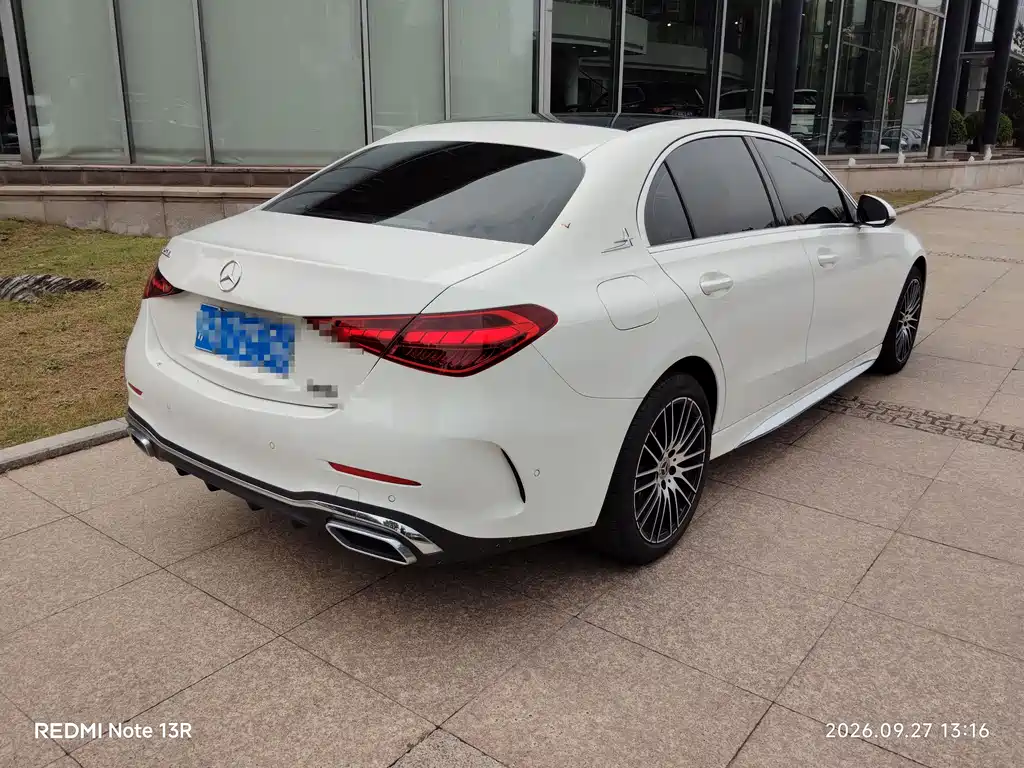 Mercedes-Benz C-Class — миниатюра 3