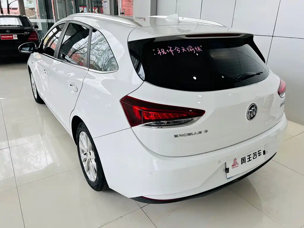 Buick Excelle GX 15T DCT Connected Elite Type China VI, фото 3