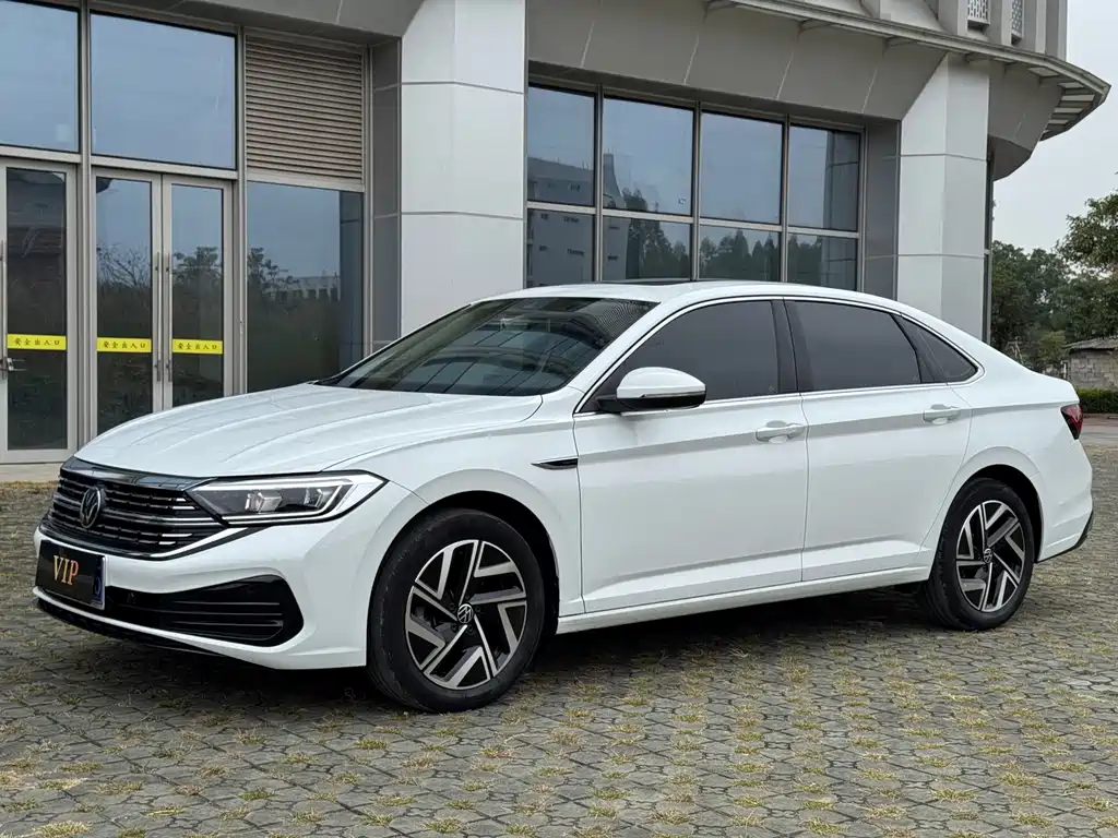 Volkswagen Sagitar 2024