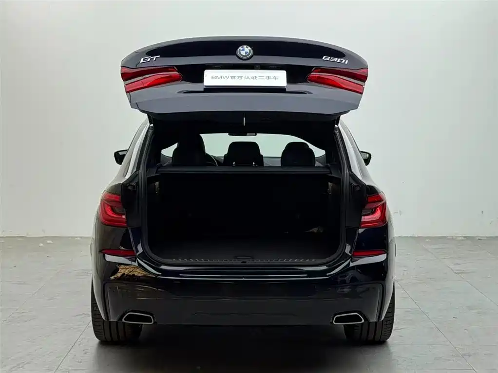BMW 6 Series GT — миниатюра 6