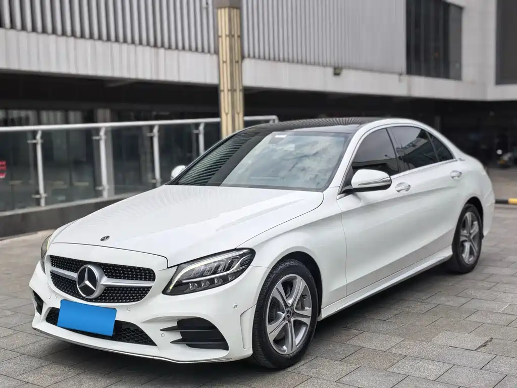 Mercedes-Benz C-Class 2020