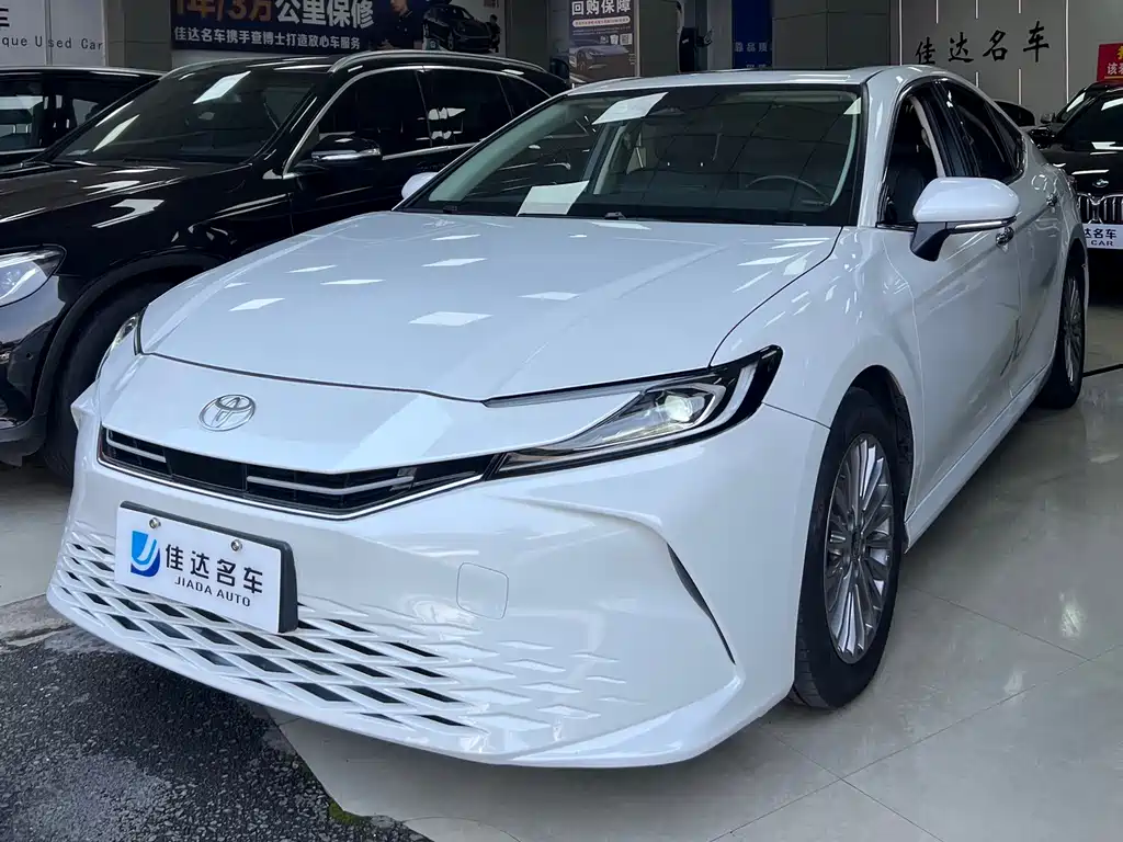 Toyota Camry 2024
