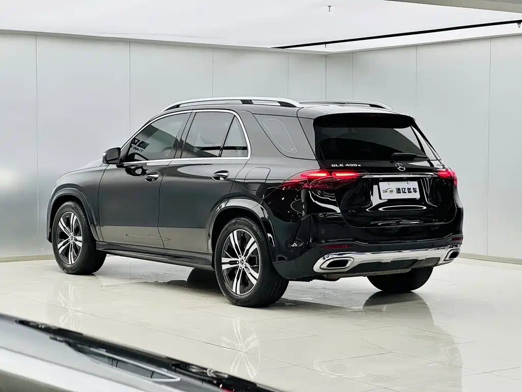 Mercedes-Benz GLE New Energy — миниатюра 7