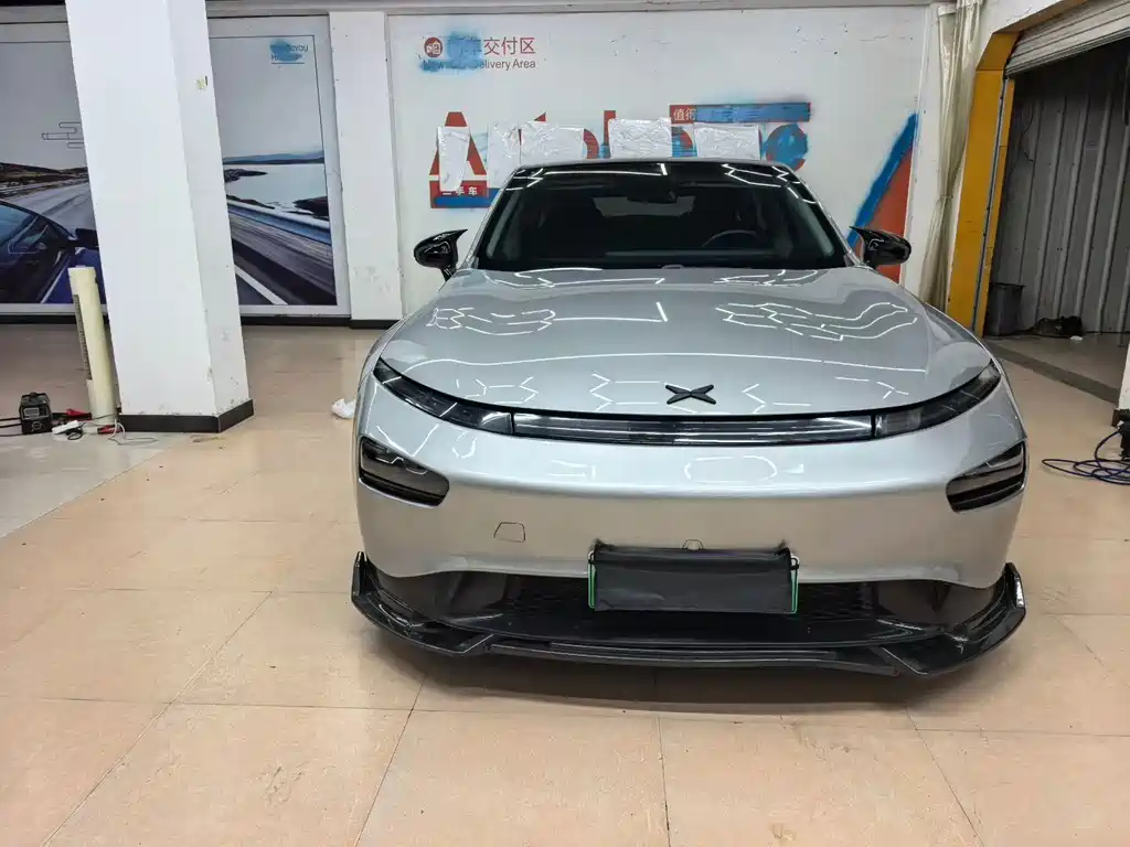 XPeng P7
