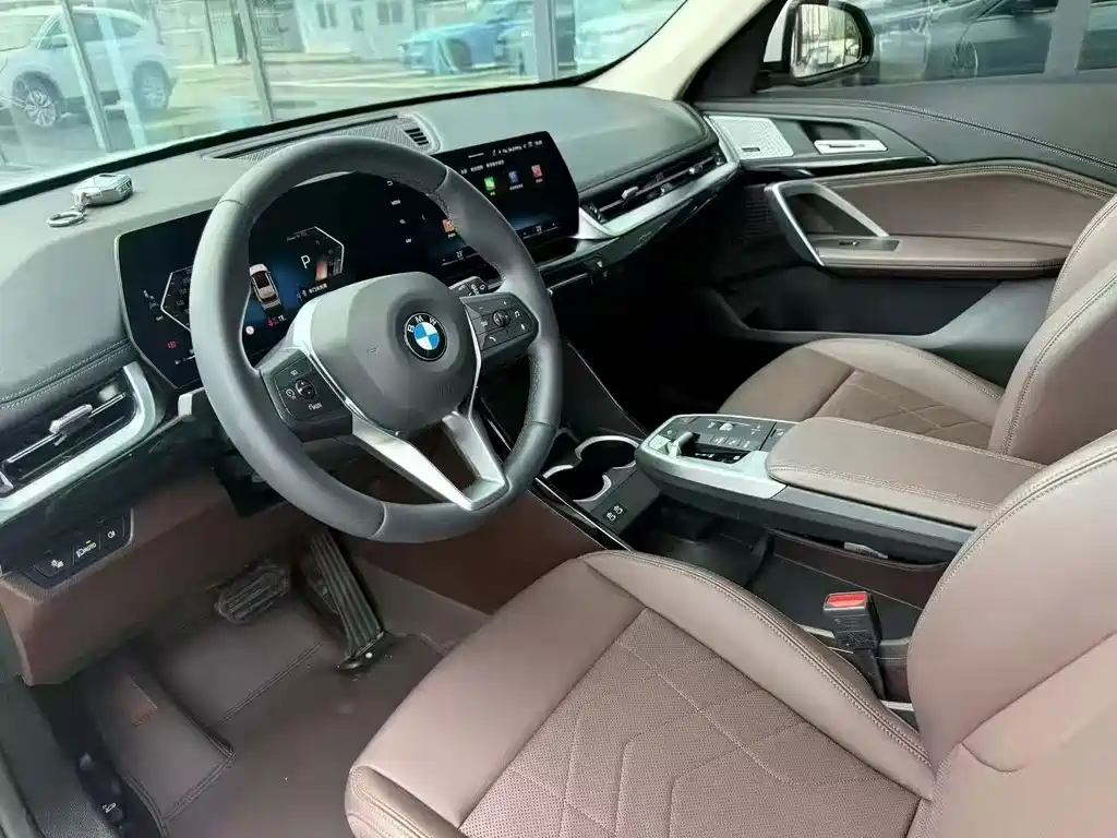 BMW X1 — миниатюра 9