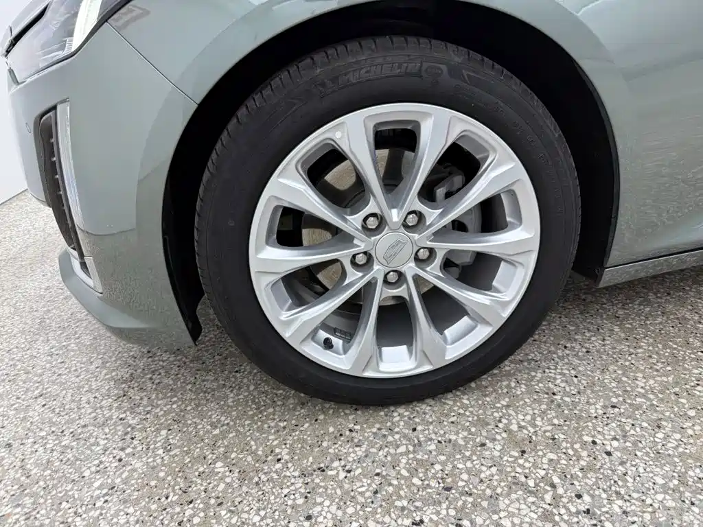 Cadillac CT5 — миниатюра 15