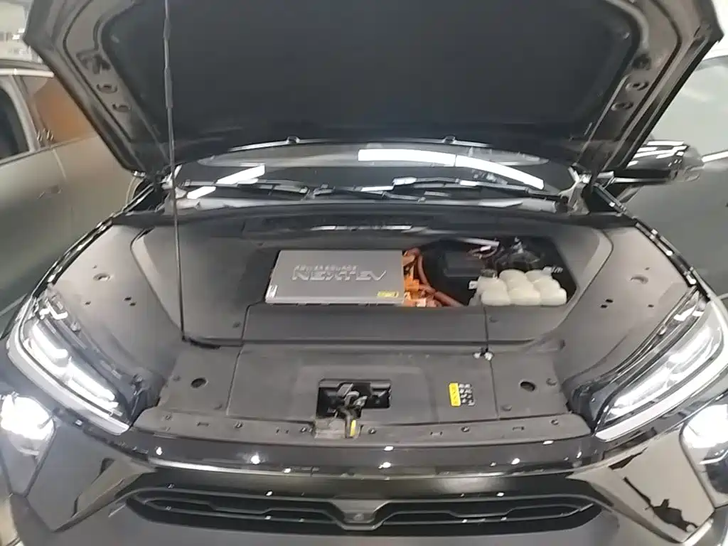 NIO EC6 — миниатюра 20