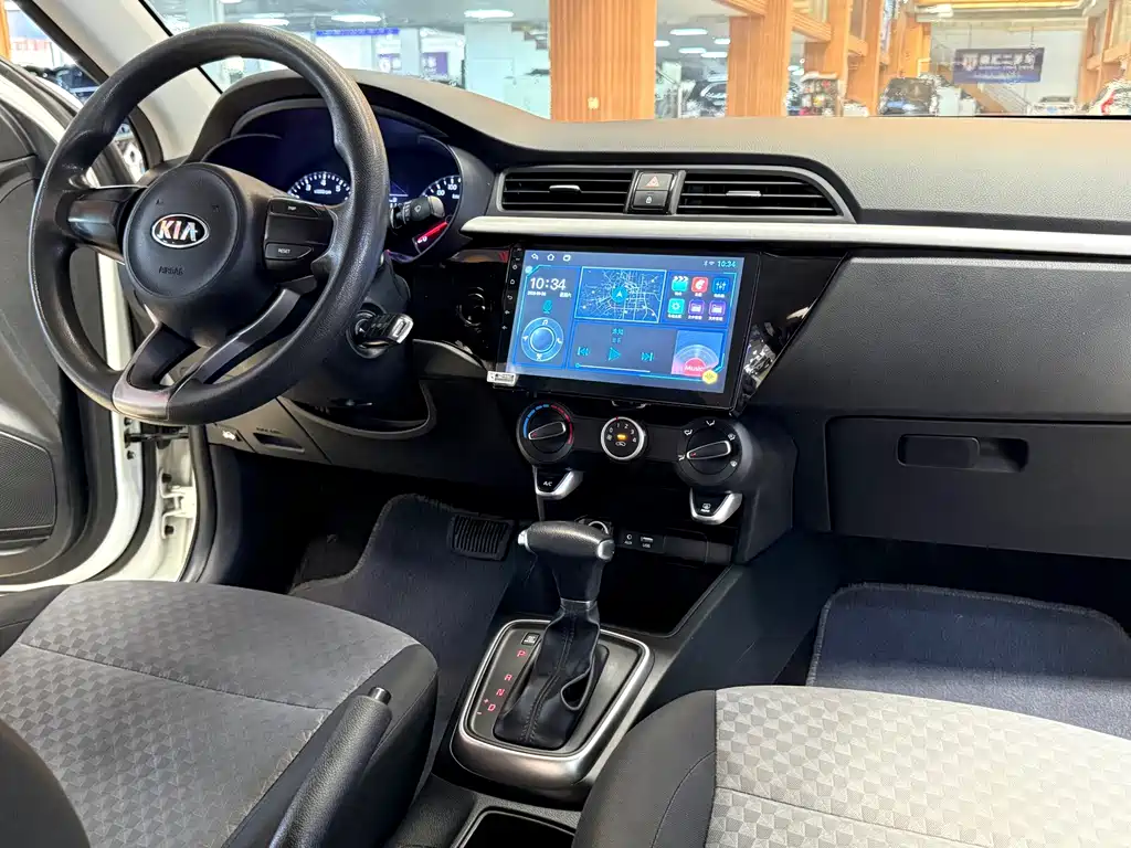 Kia K2 — миниатюра 8