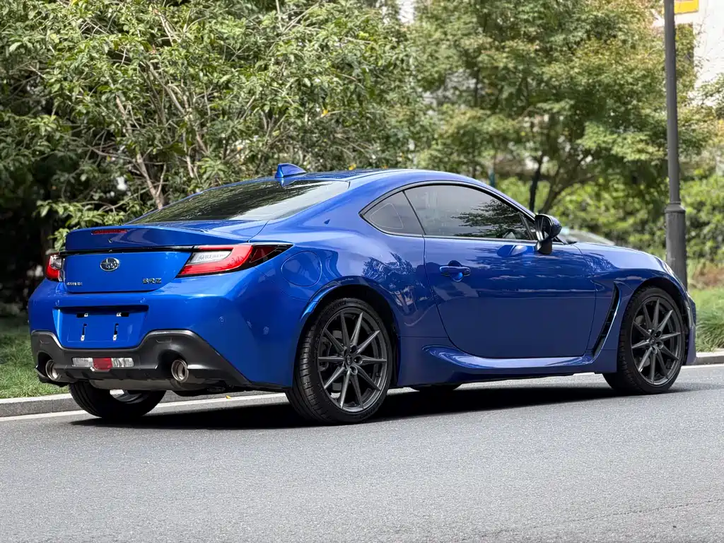 SUBARU BRZ