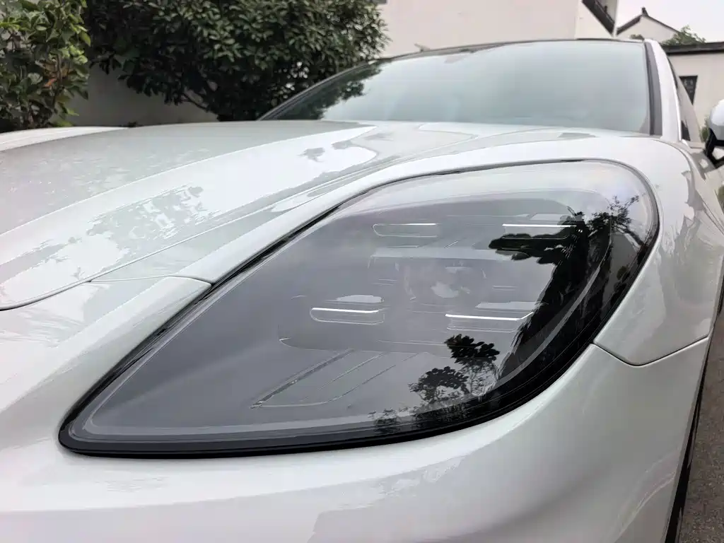 Porsche Panamera — миниатюра 13
