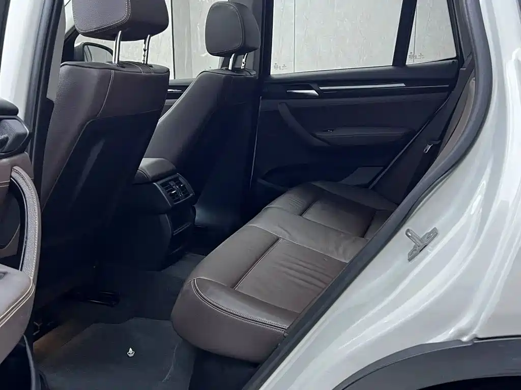 BMW X3 (Import) — миниатюра 5