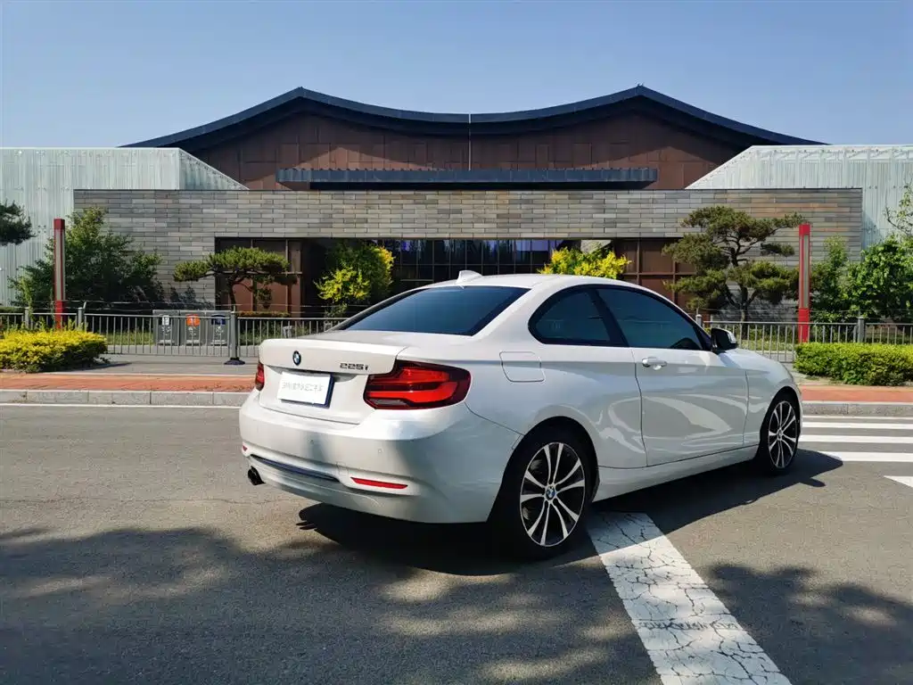 BMW 2 Series (Import) — миниатюра 5
