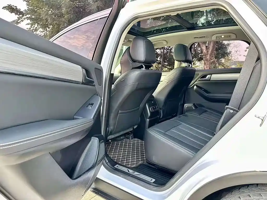 BYD TANG