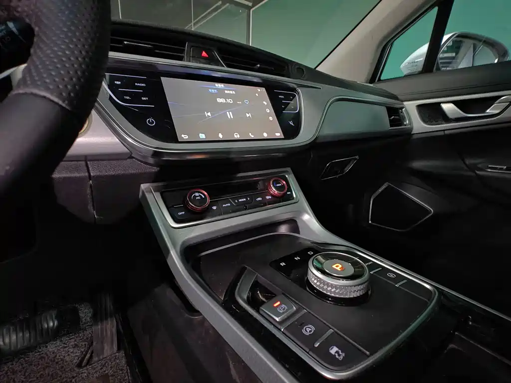 Geely GSe — миниатюра 12